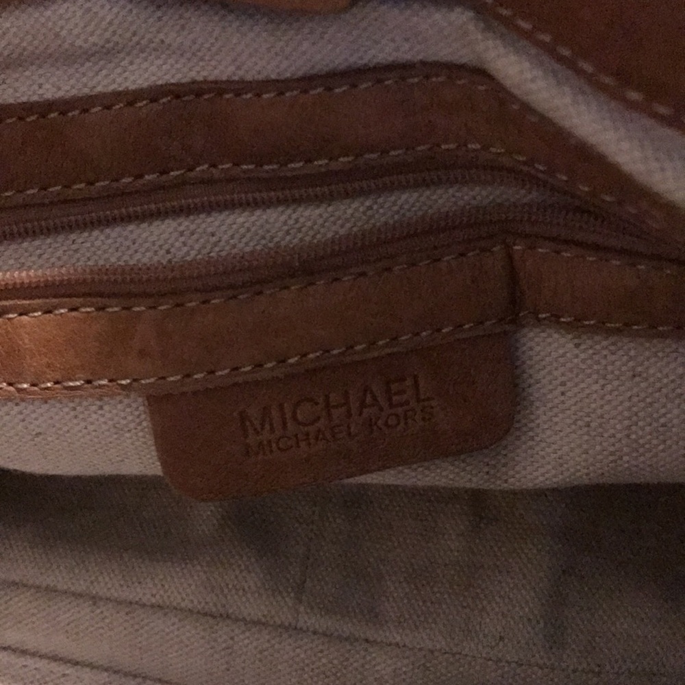 Michael Kors Purse - Picture 4 of 13